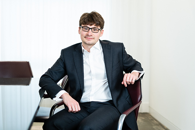 Nick Dent, Managing Associate