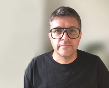 Robert Elding head and shoulders