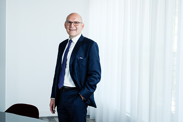 Paul Noble, Partner (non-lawyer)