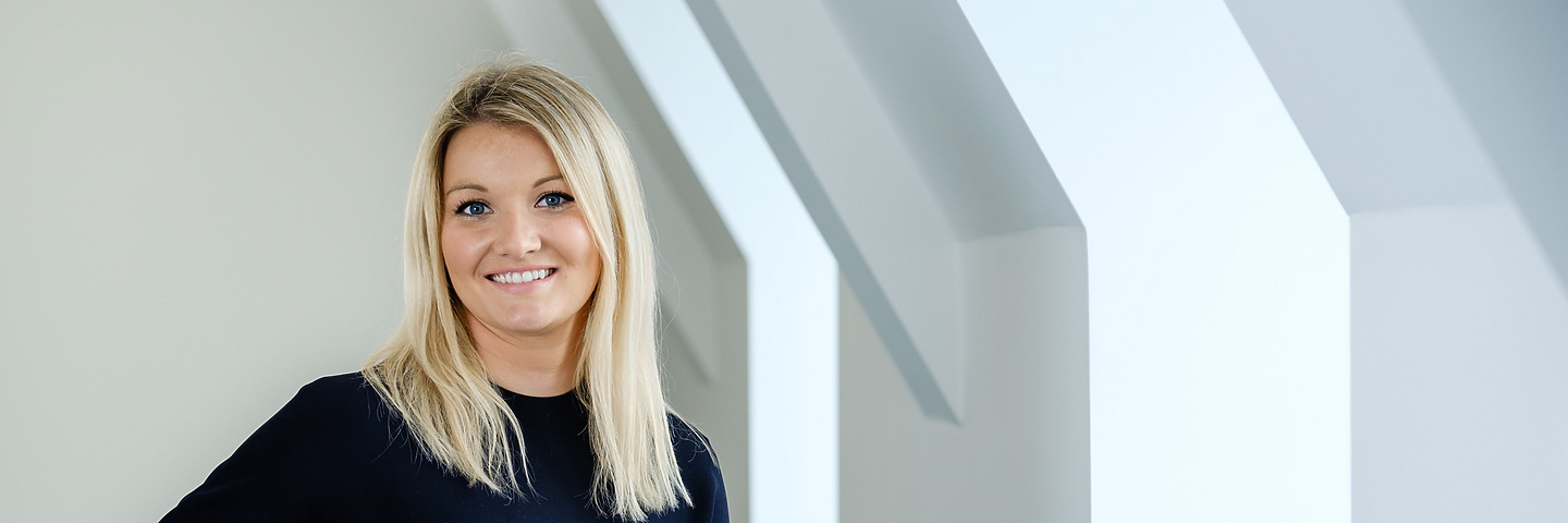 Nicola Simmons, Associate, Mishcon Private