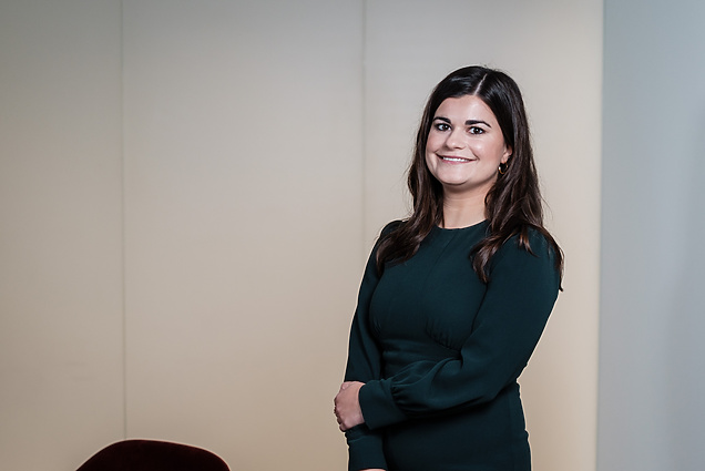 Joana Santos, Associate