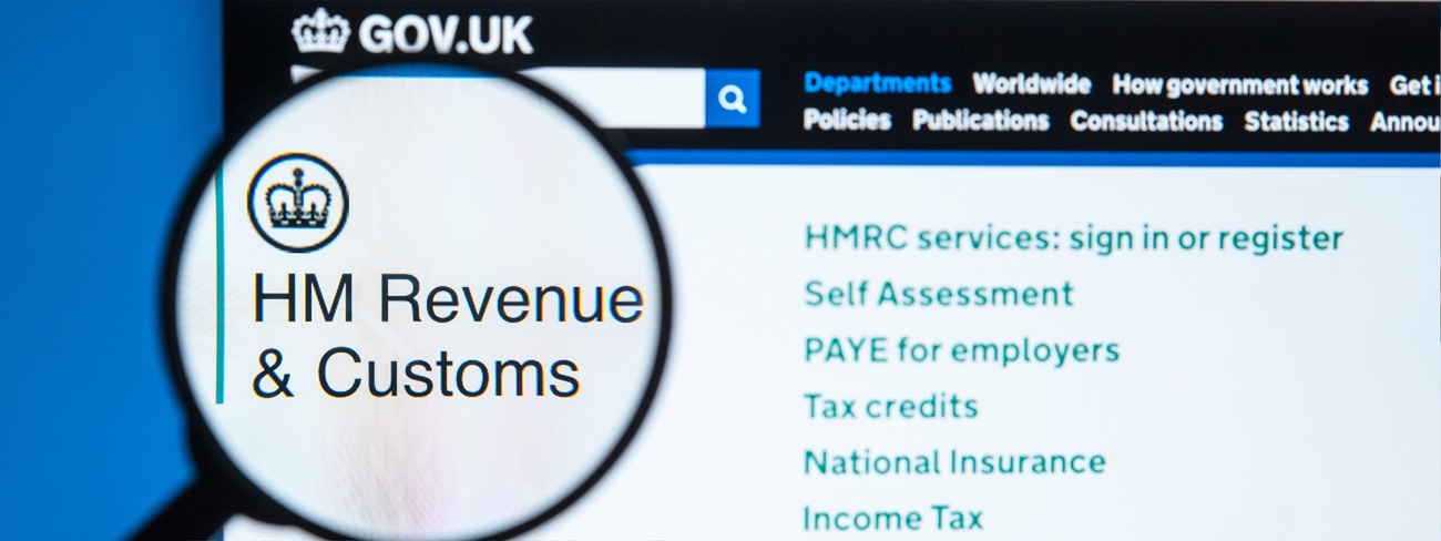 HMRC website with magnifying class