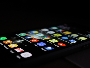 Mobile screen with apps