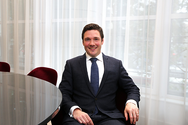 Alexander Slade, Partner
