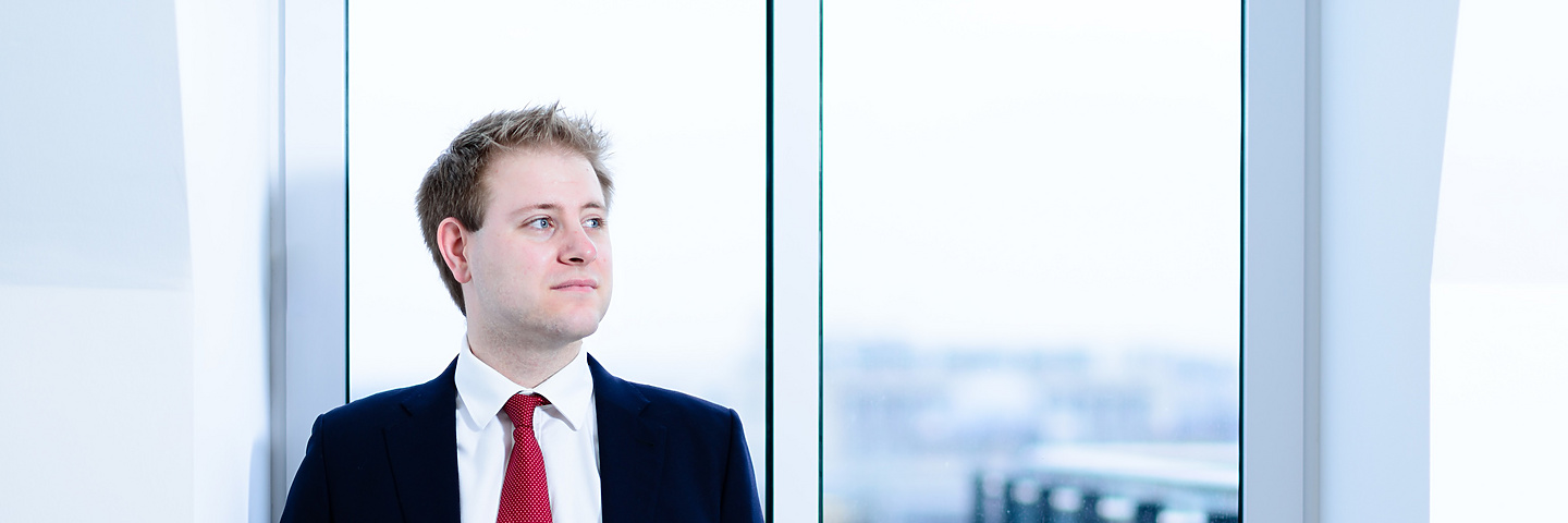 Robert Hines, Managing Associate, Family