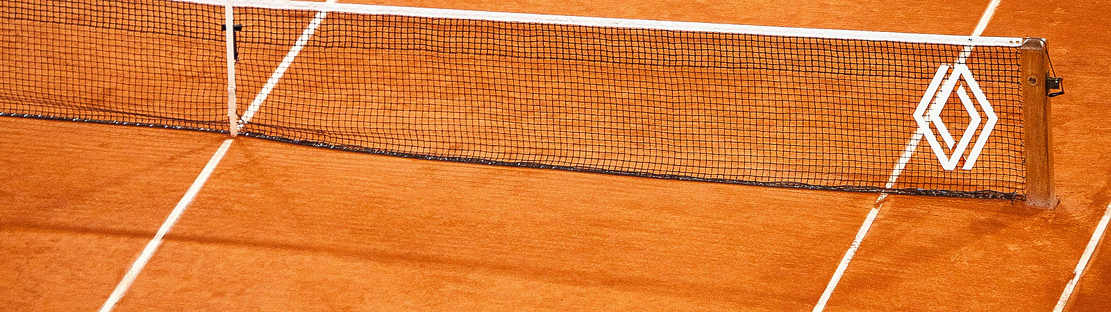 a clay tennis court