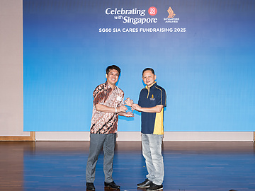 Singapore Airlines fundraising