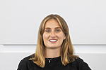 Zoe de Rijk, Associate