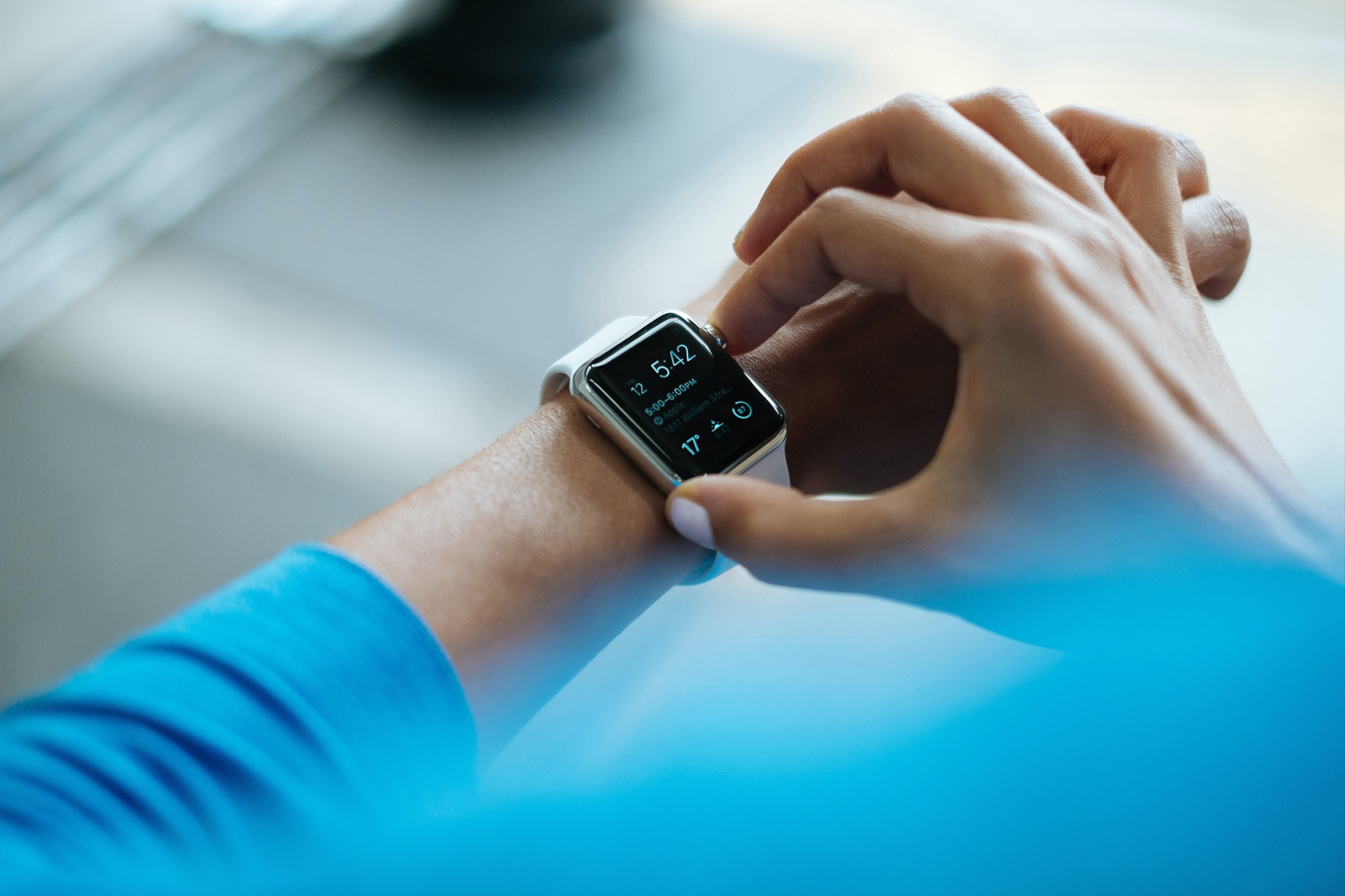 Revolutionize Your Health: Discover the Power of Wearable Tech