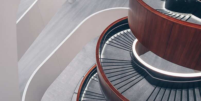 Exploring dépeçage: separating governing law from administrative law in cross-border trusts