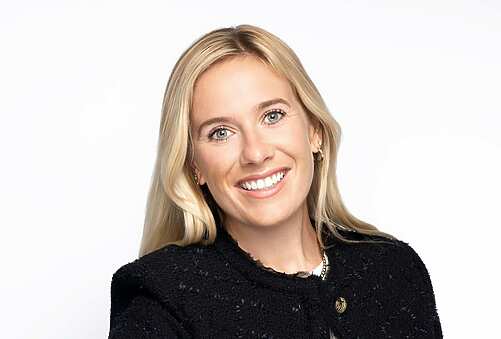 Isabelle deBeer