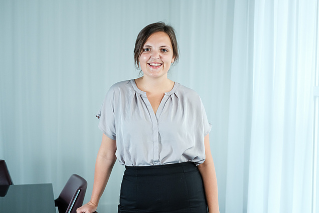 Sofia Berggren, Associate