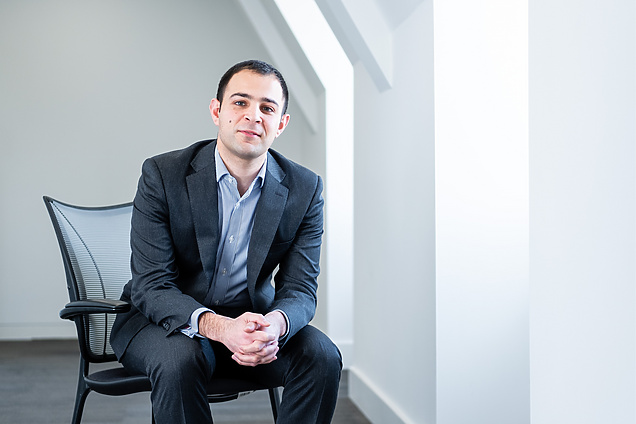 Dino Papaevripides, Managing Associate