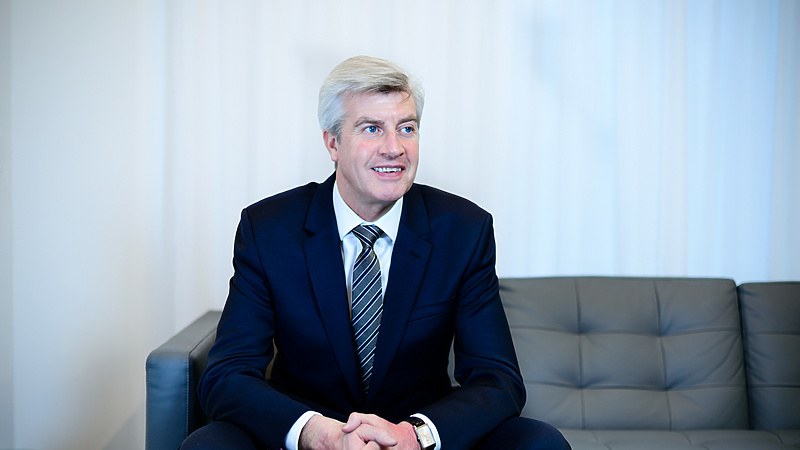 Kevin Ellmore, Legal Director, Dispute Resolution