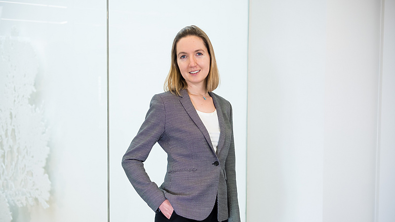 Isabella Piasecka, PSL / Associate, Mishcon Private 
