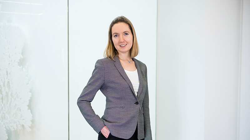 Isabella Piasecka, PSL / Associate, Mishcon Private 