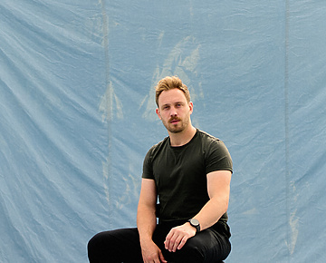 Joe McDonald head & shoulder