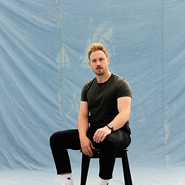 Joe McDonald head & shoulder