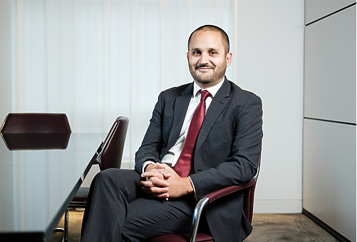 Suresh Patel, Associate, Employment