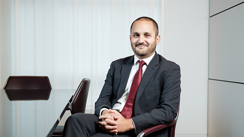 Suresh Patel, Associate, Employment
