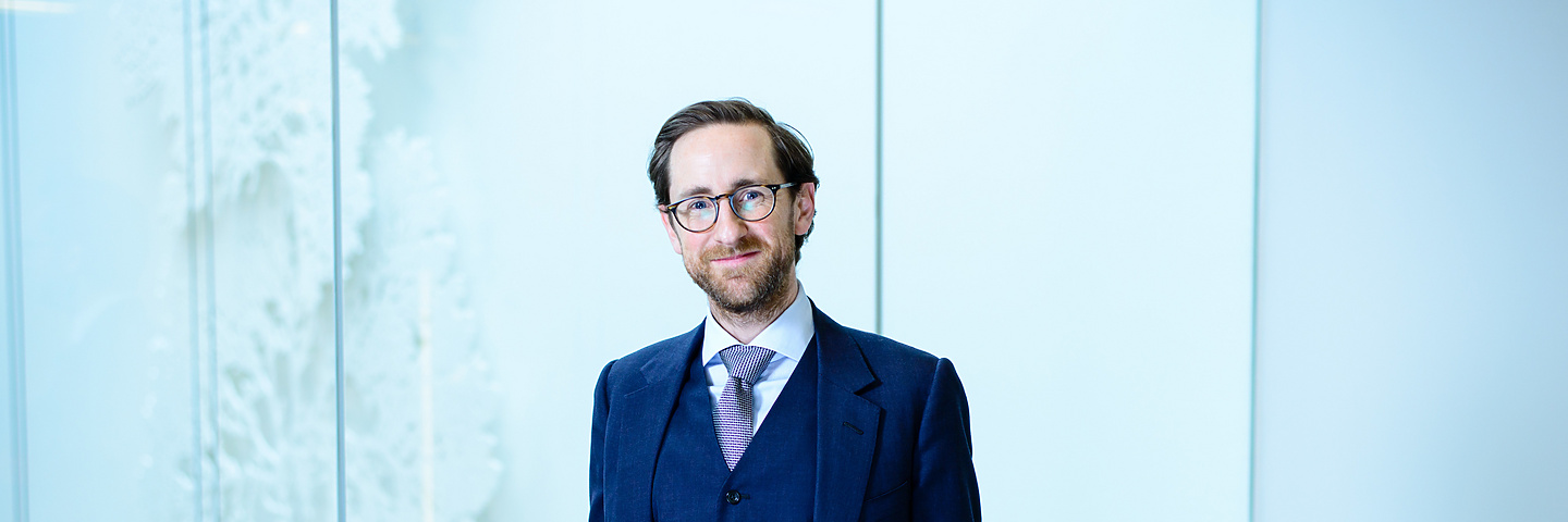 Charlie Sosna, Partner, Mishcon Private