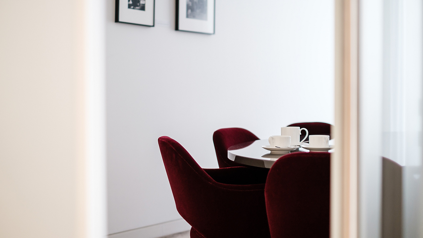 table and chairs in a meeting room