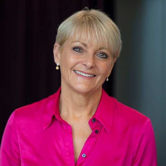 Lesley Cotton