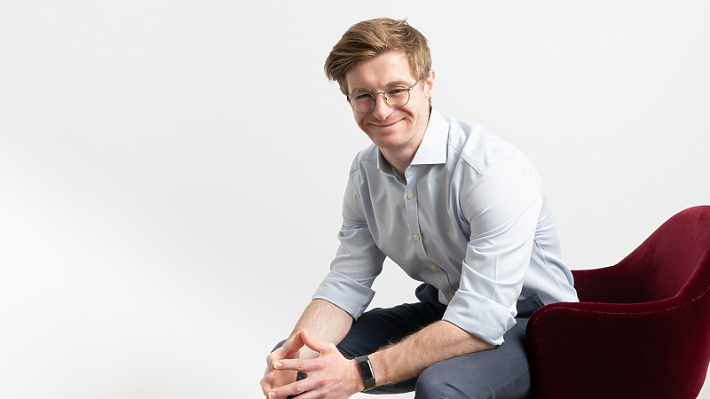 Oliver Millichap, Associate