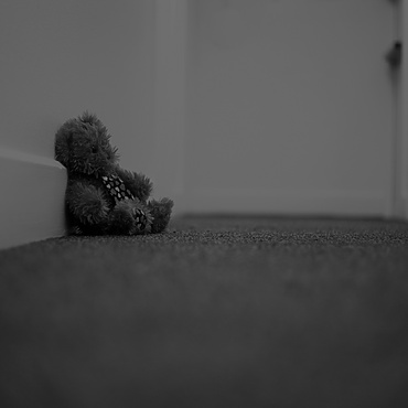A teddy bear on the landing